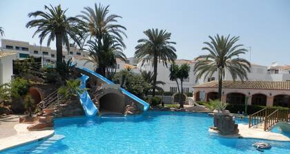 3 Schlafzimmer, 2 Badezimmer Familienreihenhaus mit Gemeinschaftspool Cala Blanca, Javea
