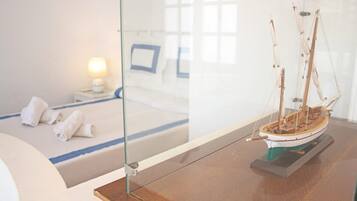 4 slaapkamers, een strijkplank/strijkijzer, reisbedje, wifi