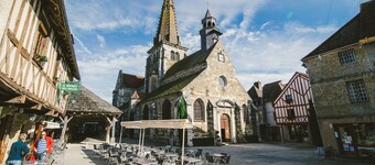 Charming Gite in Medieval Village 1mn walk to Shops & Restaurants