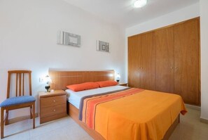 3 Schlafzimmer, Zimmersafe, Bügeleisen/Bügelbrett, kostenloses WLAN