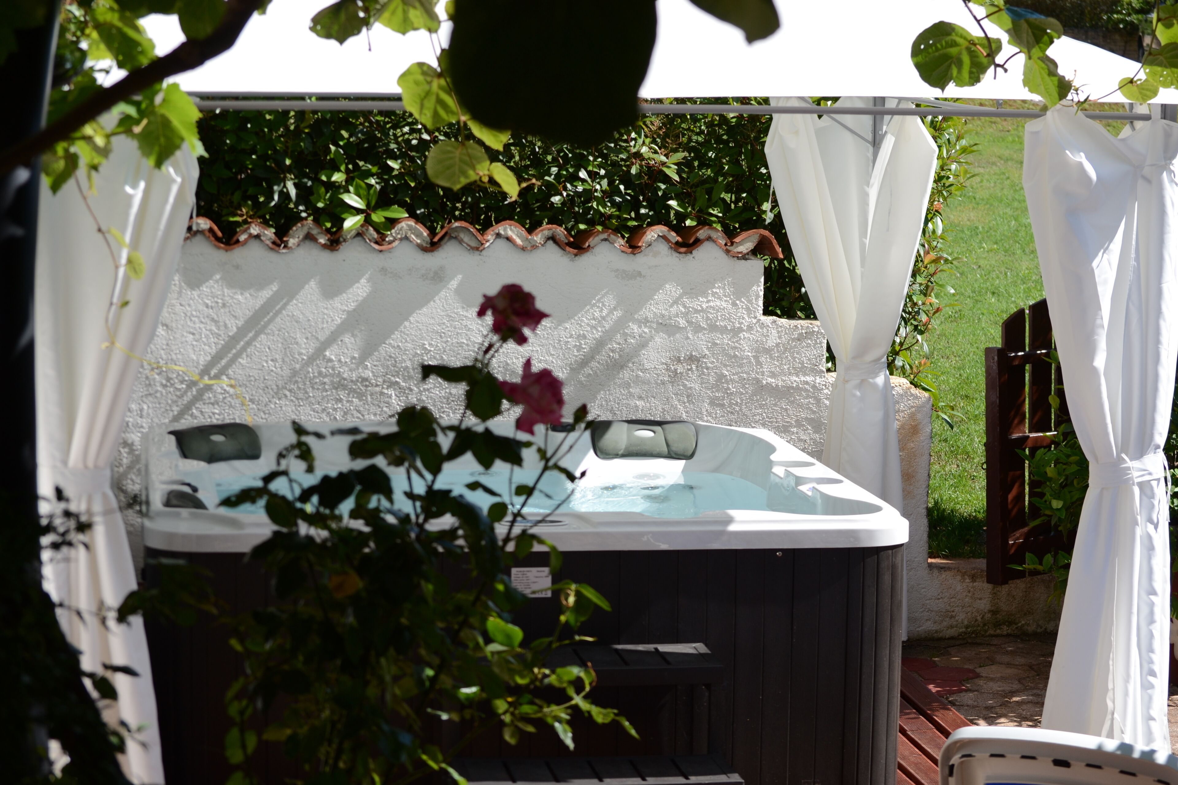 Bain à remous extérieur