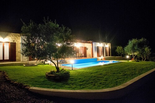 Très spacieux, beau bungalow détaché avec des vues spectaculaires