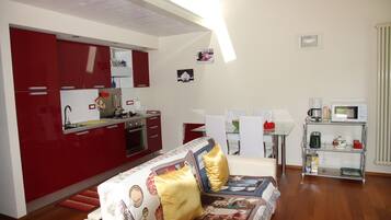 Smart-TV, Kamin, DVD-Player