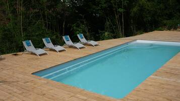 Piscine extérieure, piscine chauffée