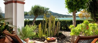 Refurbished holiday apartment in an Andalusian farmhouse in The Lake District