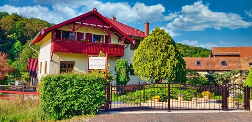 Ferienwohnung am Rennsteig, direkt bei Eisenach, am Südhang der Wartburg gelegen