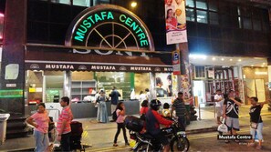 Exterior - OSS Backpackers Hostel (Singapore)