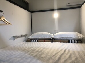 Bügeleisen/Bügelbrett, kostenloses WLAN