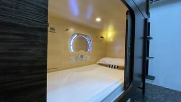 Iron/ironing board, free WiFi