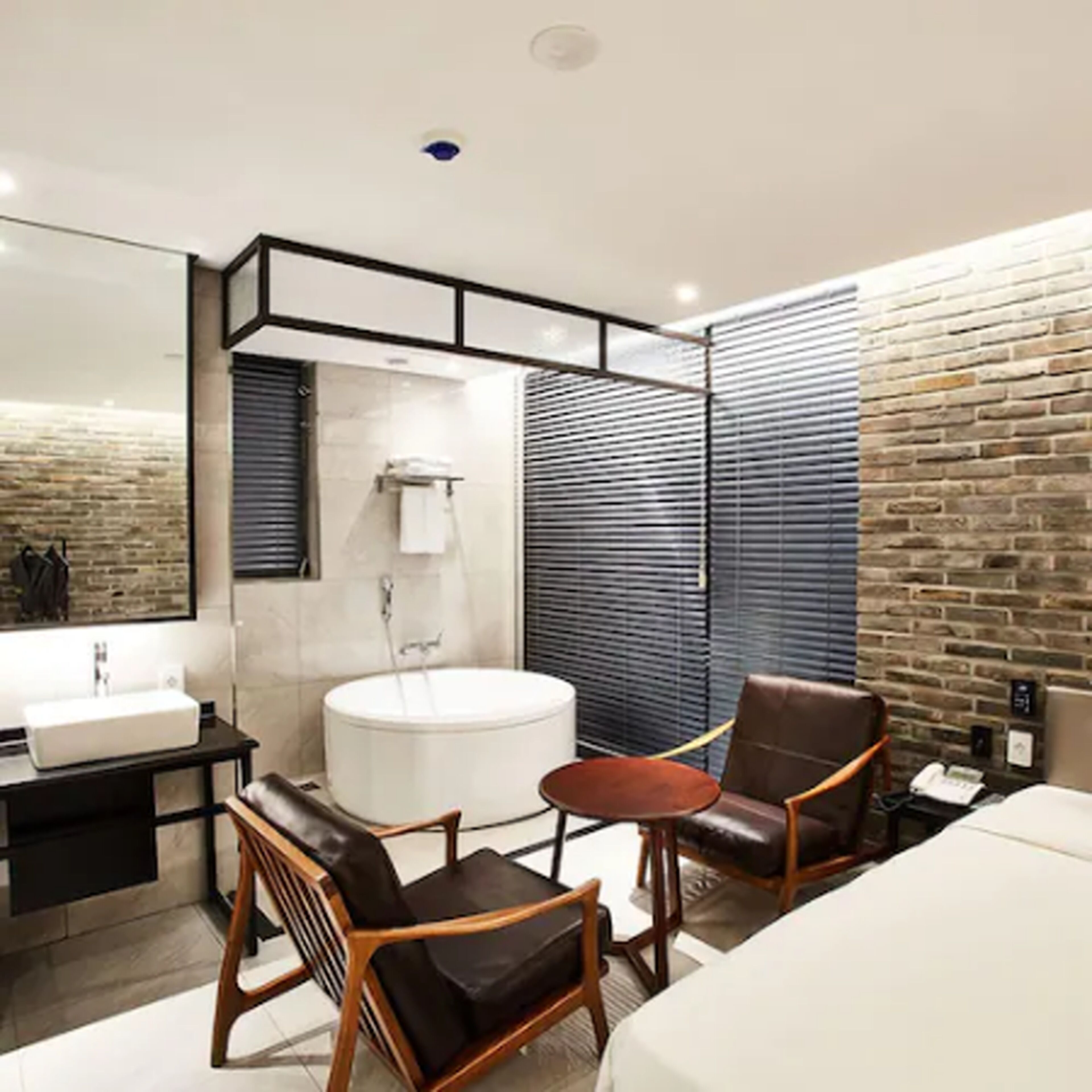 deluxe room, terrace | room amenity