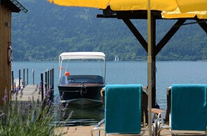 Marina - Vacation home on Lake Wörthersee in Pörtschach, garden, terrace, private lake access (Pörtschach)