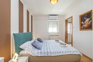 1 bedroom, WiFi, bed sheets - Apartment JENNY 1 with pool and sea view (Pinezici)