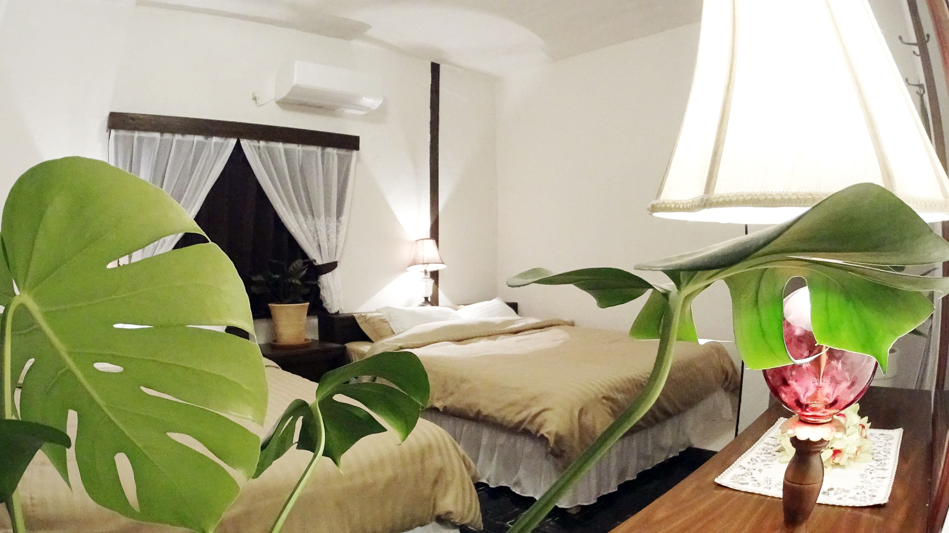 Hus (Holiday) | 3 soverom, individuelt dekorert, individuelt innredet og skrivebord