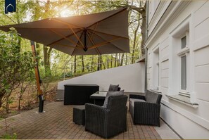 Terrace/patio - Wonderful vacation apartment in Heriingsdorf with terrace - only 150 m to the sea (Seebad Heringsdorf)