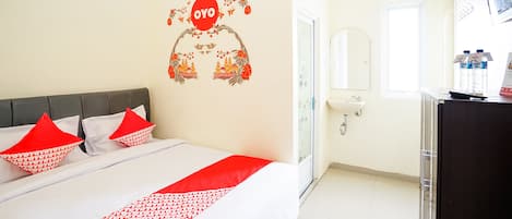 Standaard eenpersoonskamer | Een bureau, geluiddichte muren, gratis wifi, beddengoed