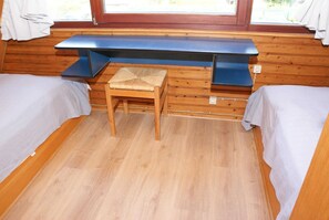 2 Schlafzimmer, Reisekinderbett, WLAN