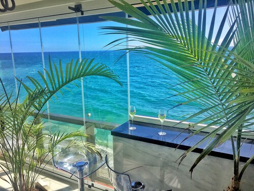 LUXURY on the beach - Costa del Sol, 140qm,the best restaurants and bars nearby