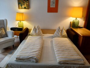 2 habitaciones, wifi gratis y ropa de cama 