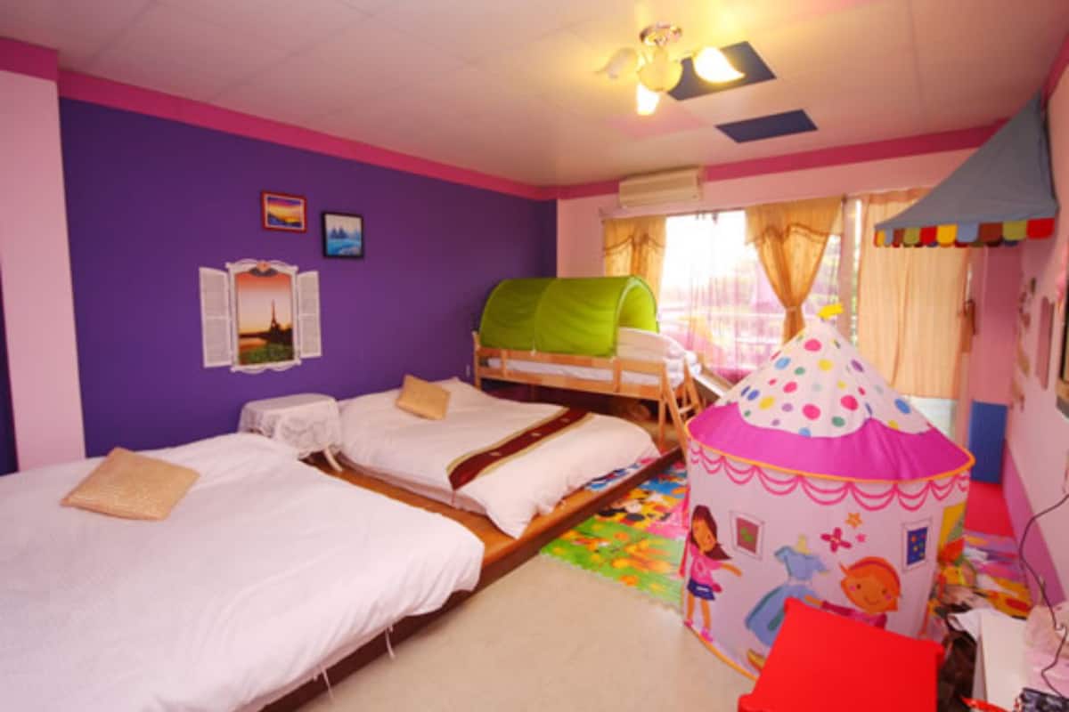 Family Room, Multiple Beds, Non Smoking