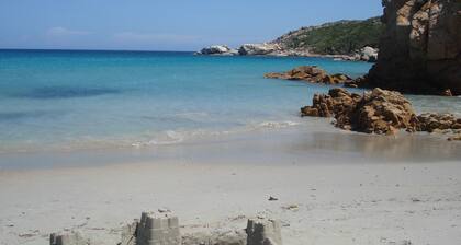 Apartment with sea views, ideal for 6 people, 4 top beaches, shopping on foot