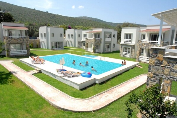 Outdoor pool - Torba Residence 1 Bedroom (Bodrum)