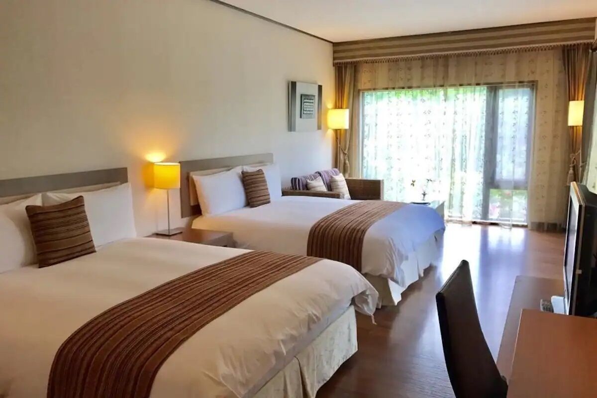 Superior Quadruple Room | Desk, soundproofing, free WiFi, bed sheets