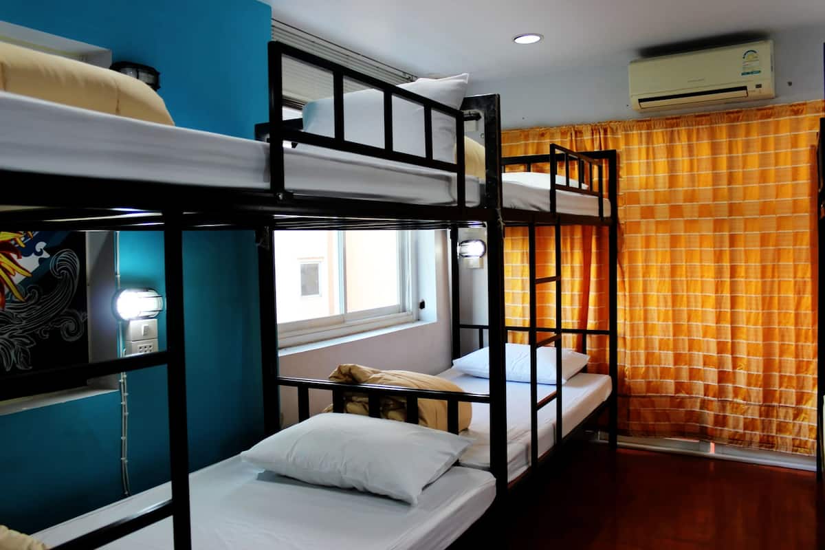 8-Bed Mixed Dormitory | Setrika/meja setrika dan Wi-Fi gratis
