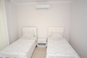 2 عدّة غرف نوم ومكواة/لوح كي وواي فاي مجانًا