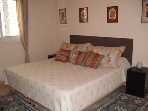 2 habitaciones, tabla de planchar con plancha y wifi gratis