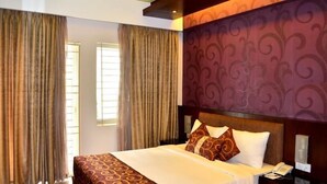In-room safe, blackout drapes, iron/ironing board (on request) - La Villa Western (Dhaka)