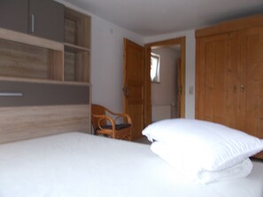 2 chambres, Wi-Fi gratuit, draps fournis