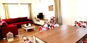 Villa | Living room | LCD TV - Villa Cam (Bodrum)