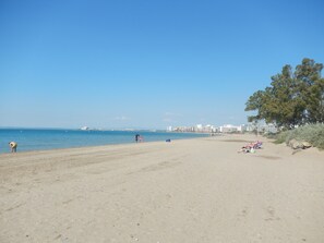 Beach nearby - Apartment in residence with swimming pool, 800 m from the beach (ROSES)