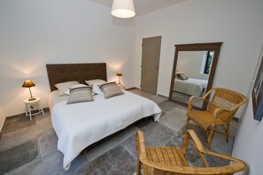 5 sovrum, strykjärn/strykbräda, wi-fi och sängkläder