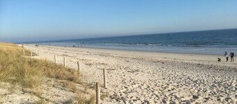 villa piscine intérieure, Bretagne sud proche mer