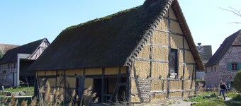 Double duplex near Colmar Markets