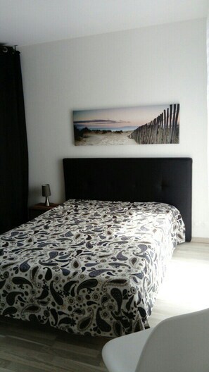 4 bedrooms, iron/ironing board, free WiFi