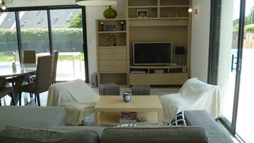 Televisión y reproductor de DVD