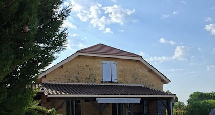 Beautiful abode with swimming pool nearby Sarlat, in the Perigord Noir