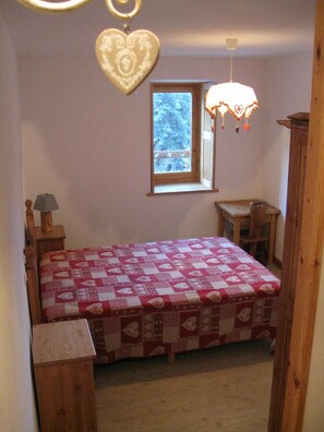 2 chambres, fer et planche à repasser, Wi-Fi
