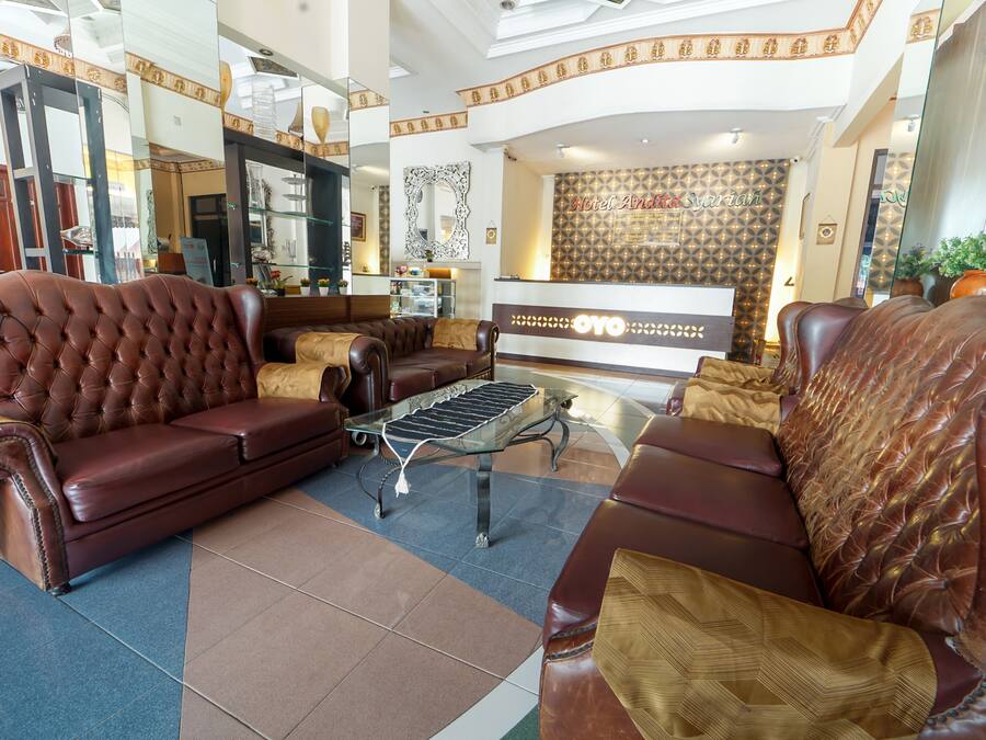 Área de estar no saguão