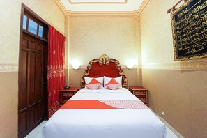 Suite Deluks, Bebas Asap Rokok | Meja kerja, Wi-Fi gratis, dan seprai linen