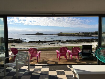 Waterfront property in Portsall Wifi Stand up kayaks piano dogs ok