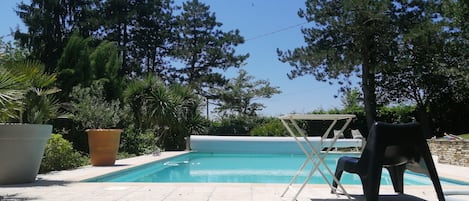 Piscine extérieure, piscine chauffée