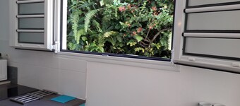 A SHOELCHER, STUDIO IN QUARTER RESIDENTIAL QUIET 