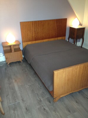 2 Schlafzimmer, Bügeleisen/Bügelbrett, WLAN, Bettwäsche