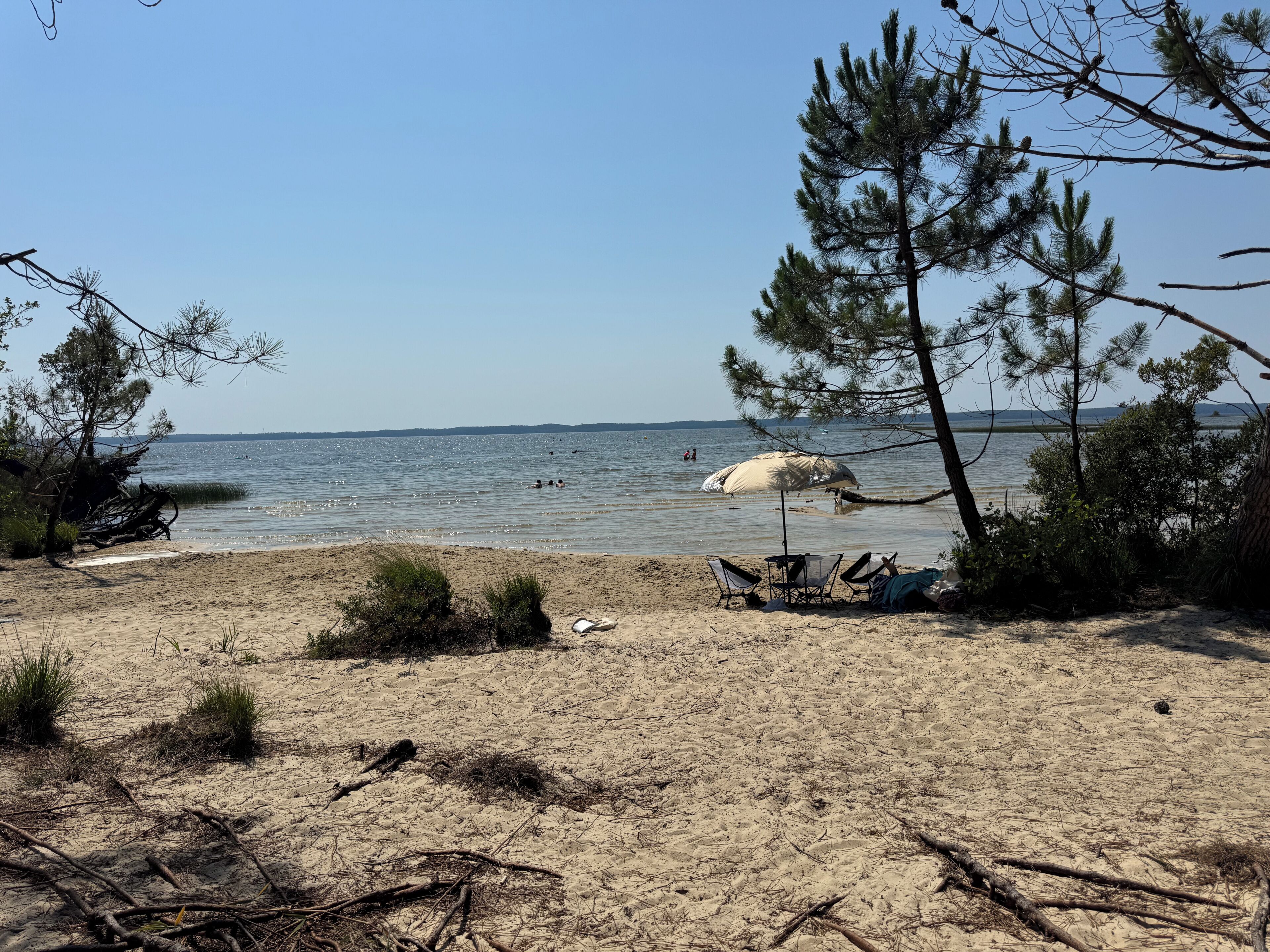 In Strandnähe, Liegestühle