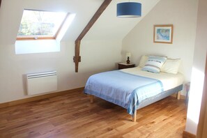 4 Schlafzimmer, Bügeleisen/Bügelbrett, WLAN