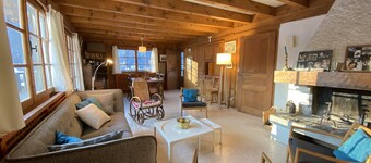 可愛らしいサボヤードの木造シャレー、村の中心部から5分、南向きのテラス