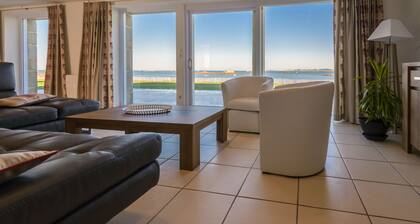 Villa luxueuse, vue imprenable mer, Ă 10 mĂštres de la plage, 5 chambres, 10pers